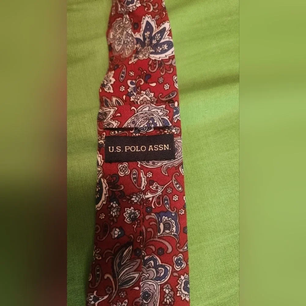 U.S.Polo Assn. Burgundy Blue Paisley Print 100% Cotton Men's Neck Tie 58